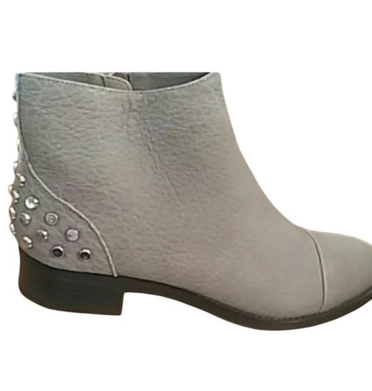 Rachel Roy Fryda stud low heel leather Boots .
