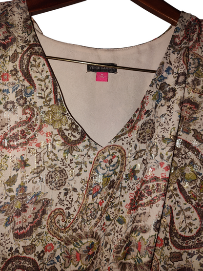 Nuisette grande taille Vince Camuto à col en V et volants