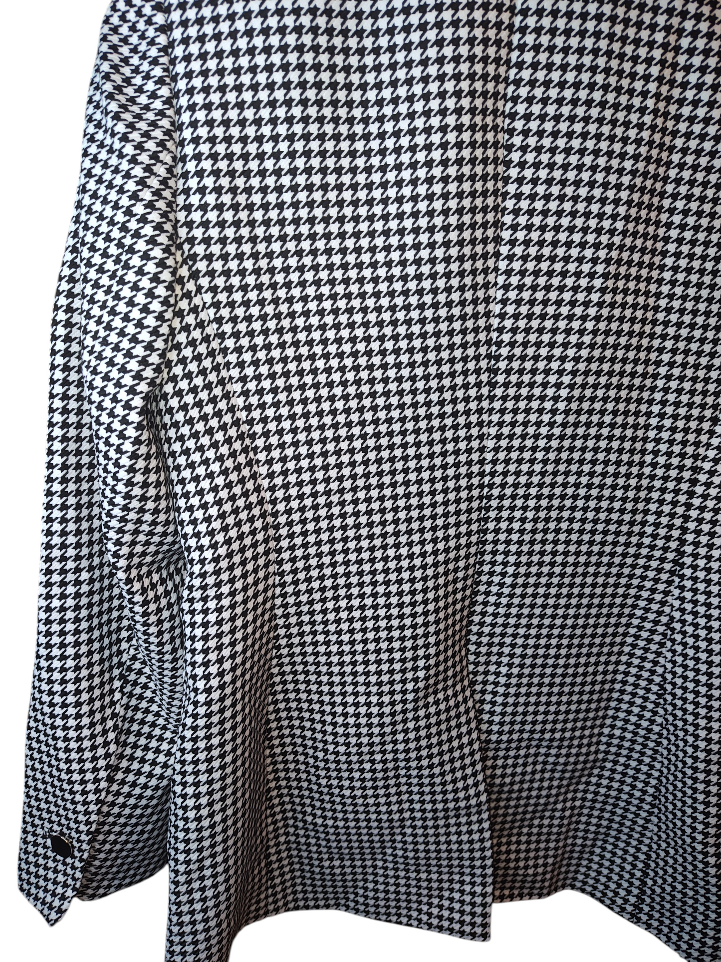 Anne Klein Women's Size 2 Blazer.  Mini-Herringbone Tailored – Black & White