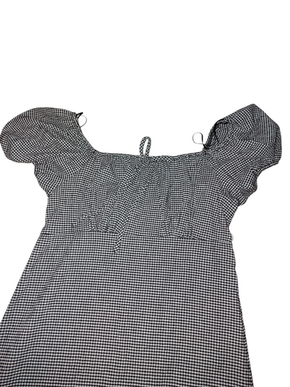 Chemise à carreaux à col carré Riley Rae Gris