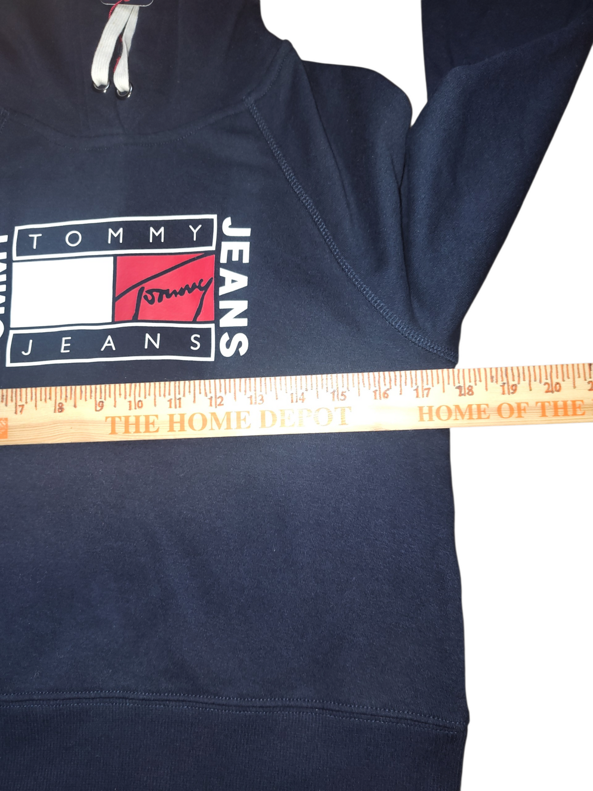Sweat à capuche court à imprimé drapeau Tommy Jeans pour femme
