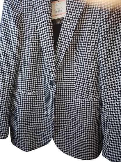 Anne Klein Women's Size 2 Blazer.  Mini-Herringbone Tailored – Black & White