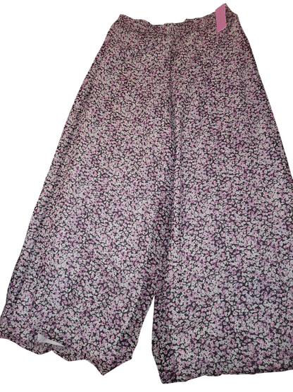 Poêle à frire Riley Rae Ditsy Breeze Flare à enfiler, noir riche