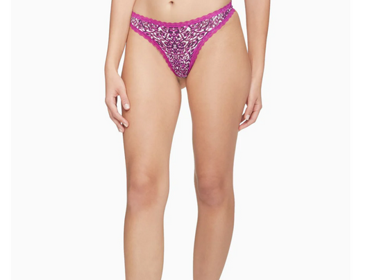 Calvin Klein Womens Lace-Trim Thong QD3705