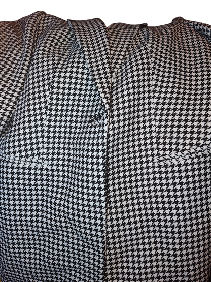 Anne Klein Women's Size 2 Blazer.  Mini-Herringbone Tailored – Black & White