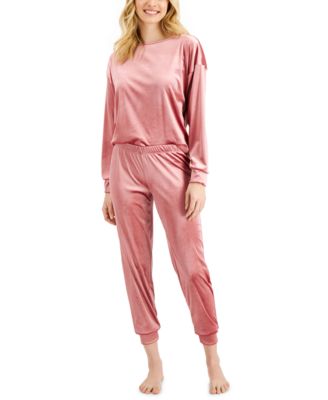 Jenni Long-Sleeve Velvet Pajama Set